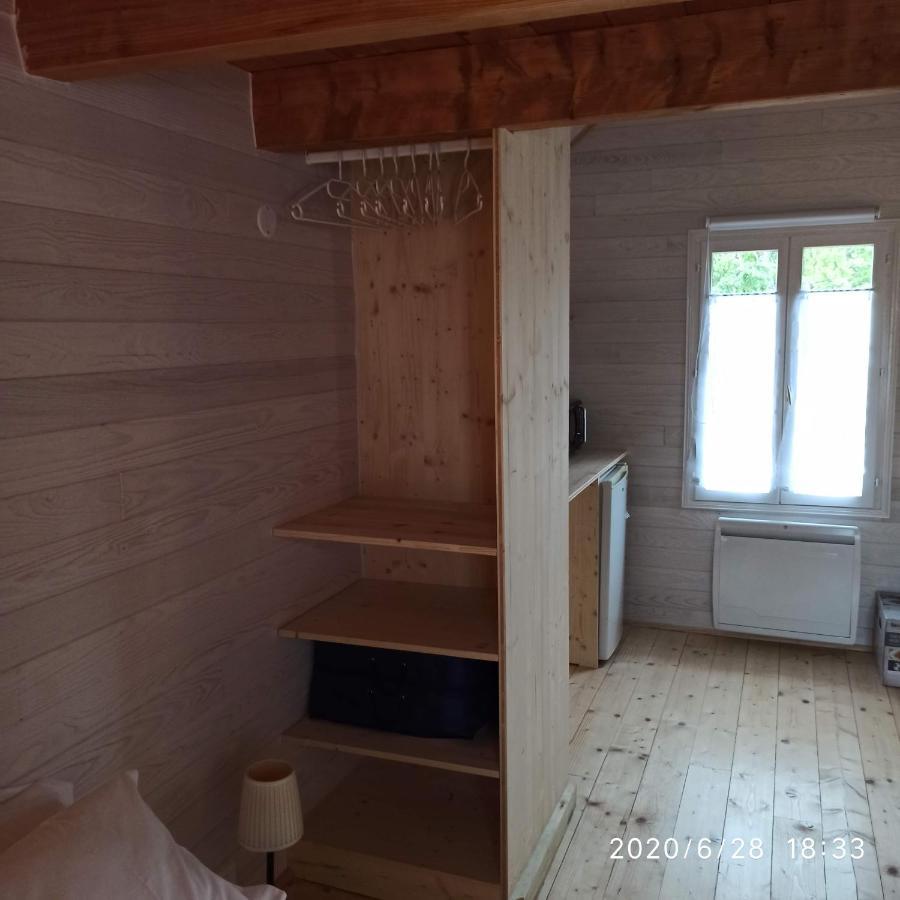 Une Tiny House A Decouvrir Au Coeur De La Cite ! Contrexeville Exterior photo