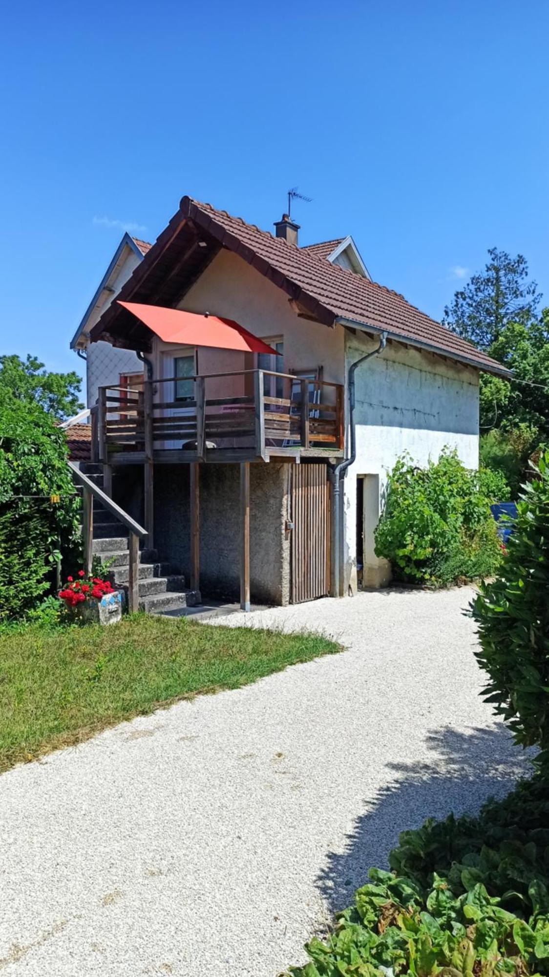 Une Tiny House A Decouvrir Au Coeur De La Cite ! Contrexeville Exterior photo